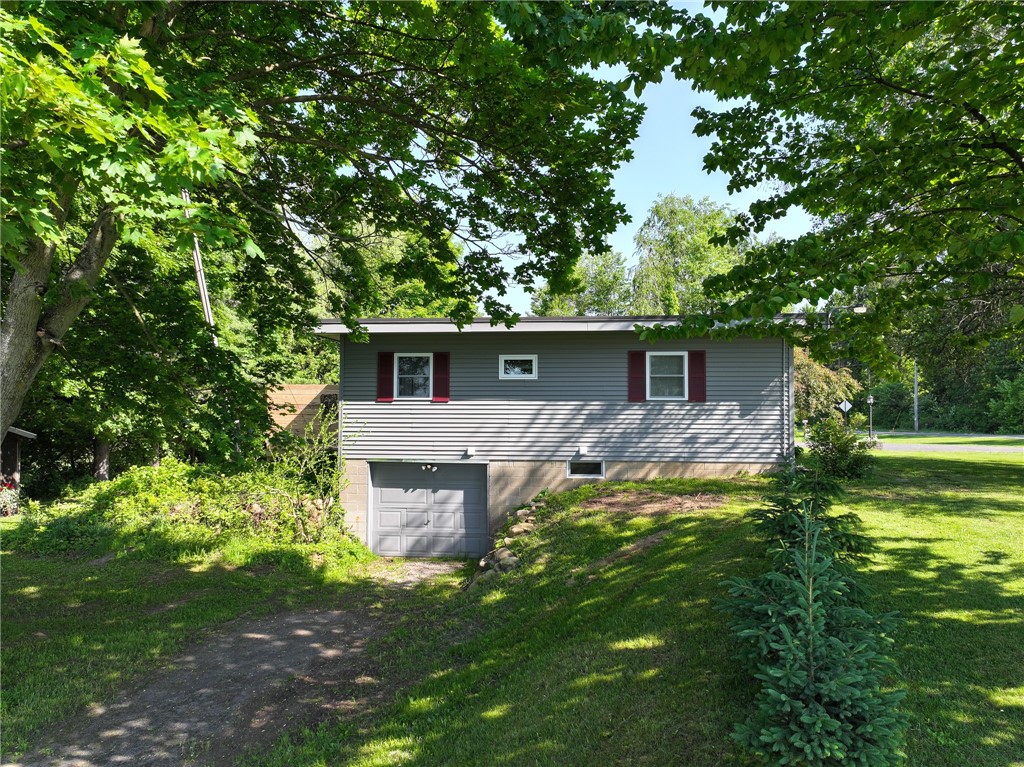 3329 Maple Street Road Lyons, NY 14489 - Photo 13 of 39