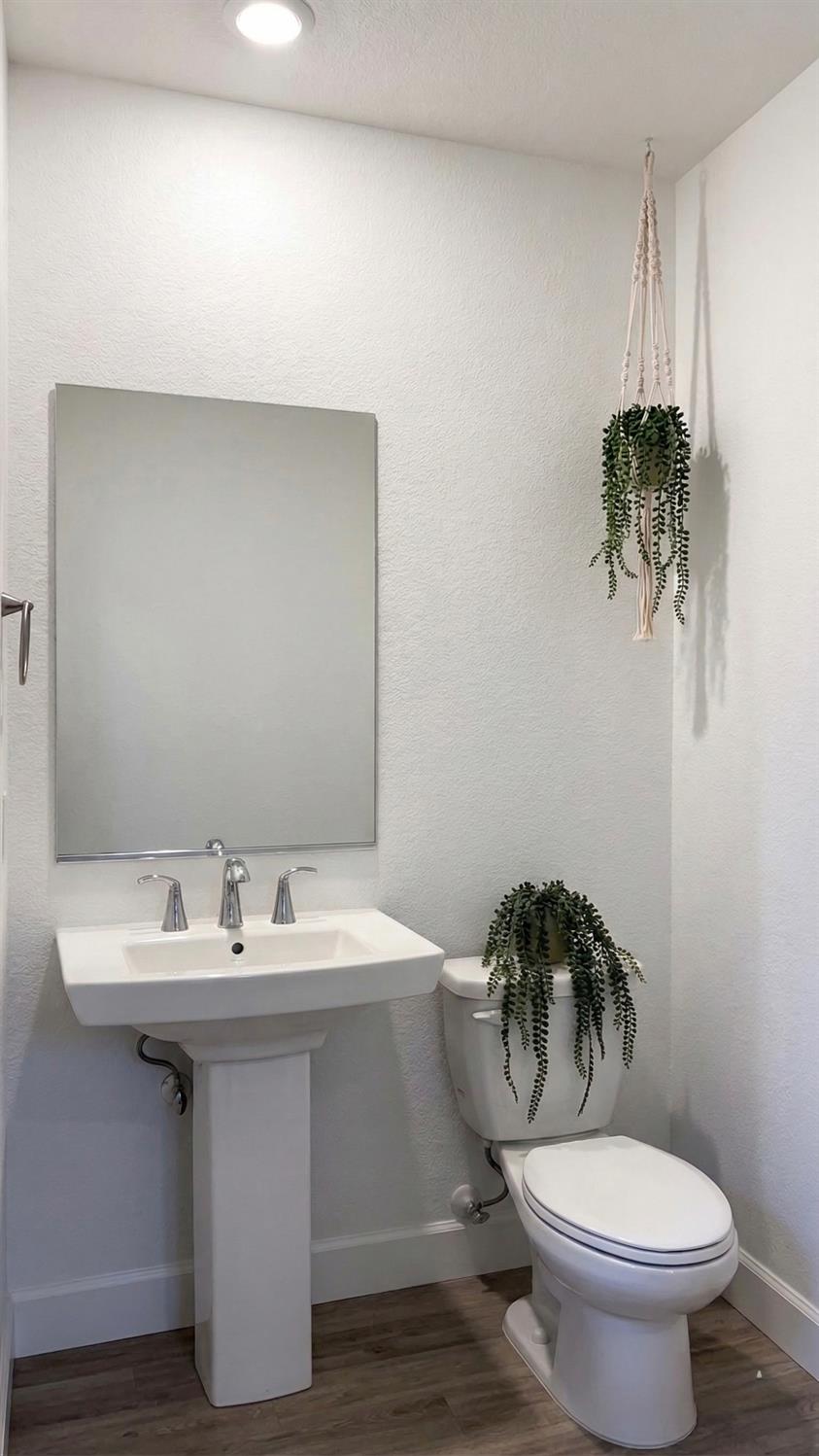 1072 Blue Range Way Roseville, CA 95747 - Photo 11 of 25