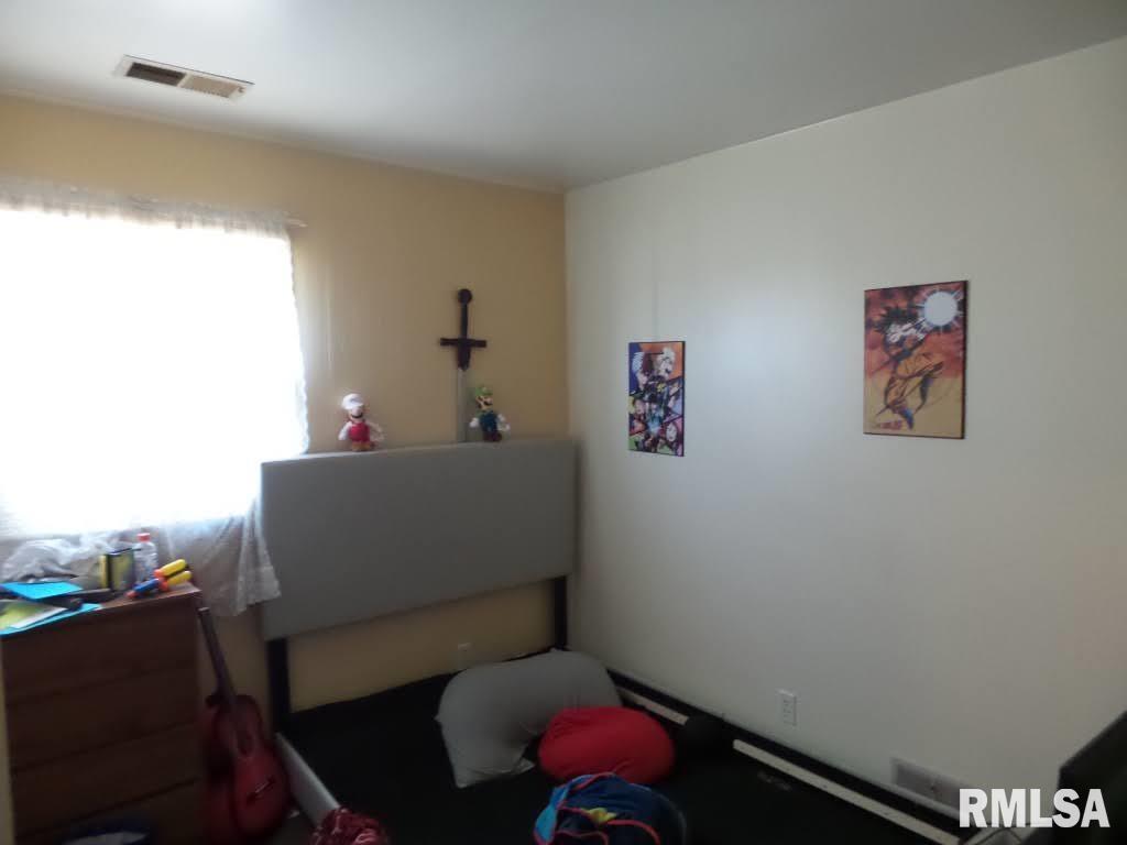 4604 North Sheridan Road Peoria, IL 61614 - Photo 20 of 39 Gallery Image 20