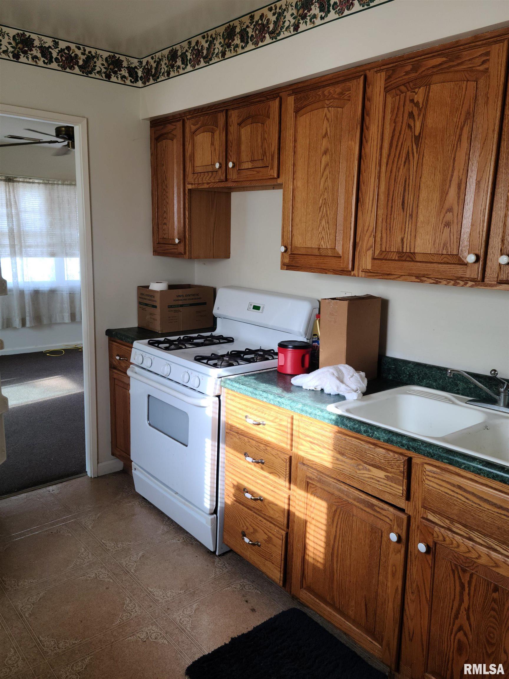 4604 North Sheridan Road Peoria, IL 61614 - Photo 35 of 39 Gallery Image 35