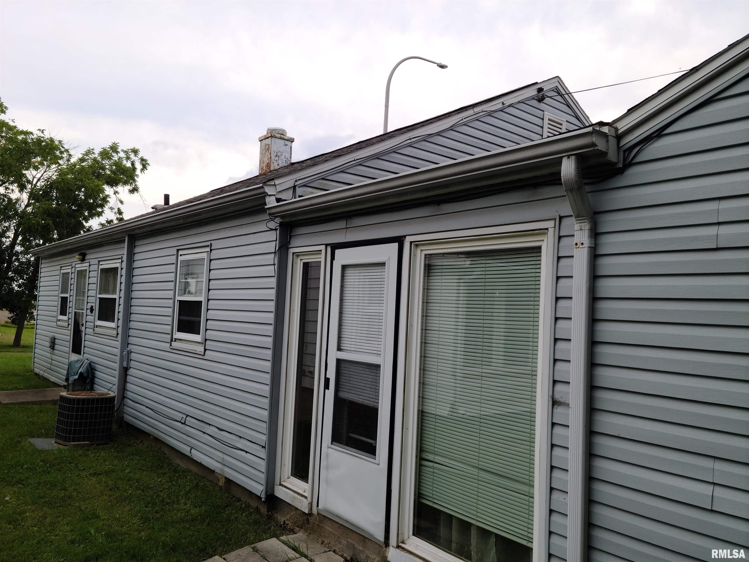 4604 North Sheridan Road Peoria, IL 61614 - Photo 9 of 39 Gallery Image 9