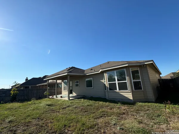 $1,700 | 9634 Legislation Drive, Converse, TX 78109