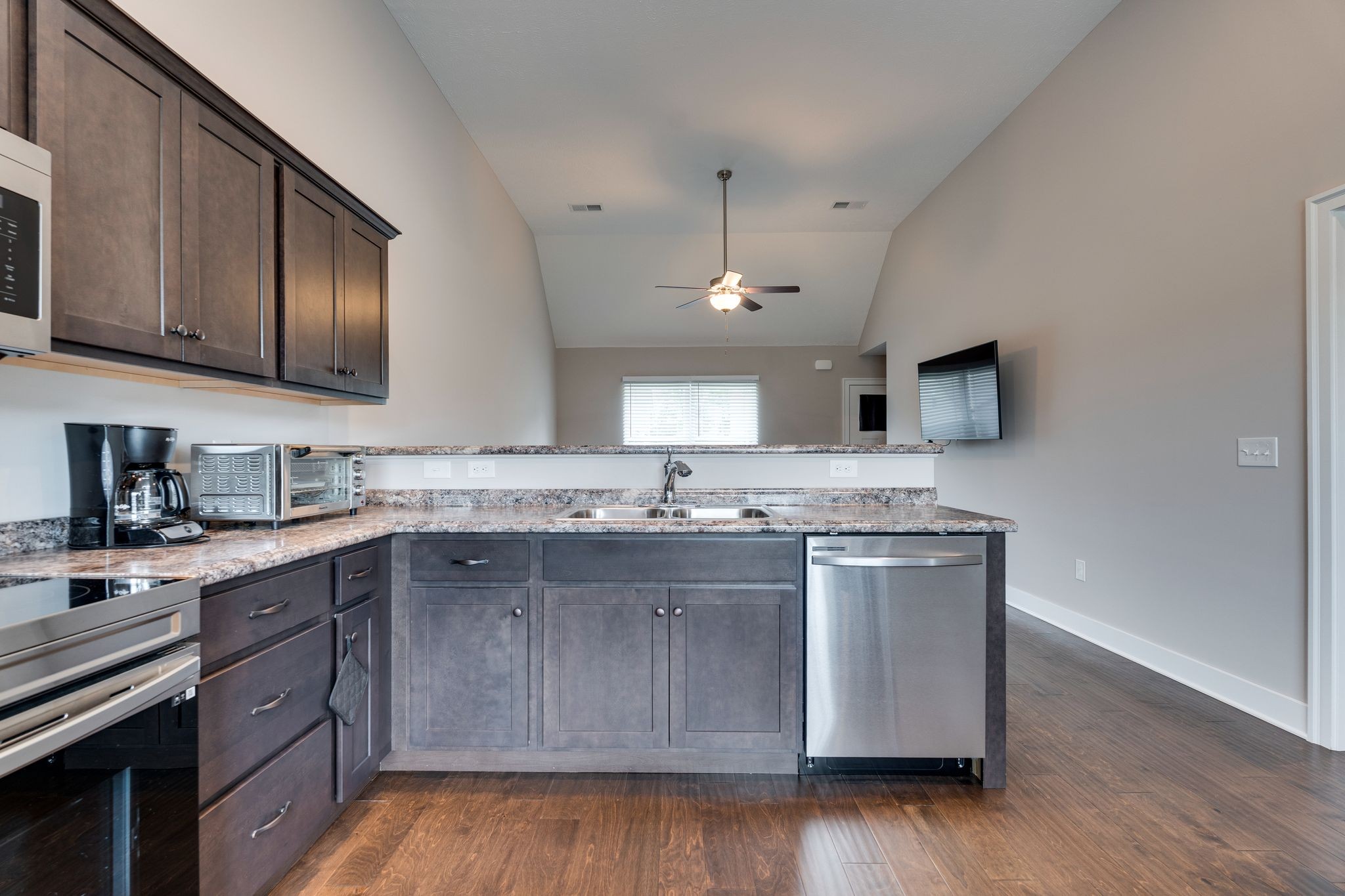 2326 Red Barn Road Christiana, TN 37037 - Photo 15 of 33 Gallery Image 15