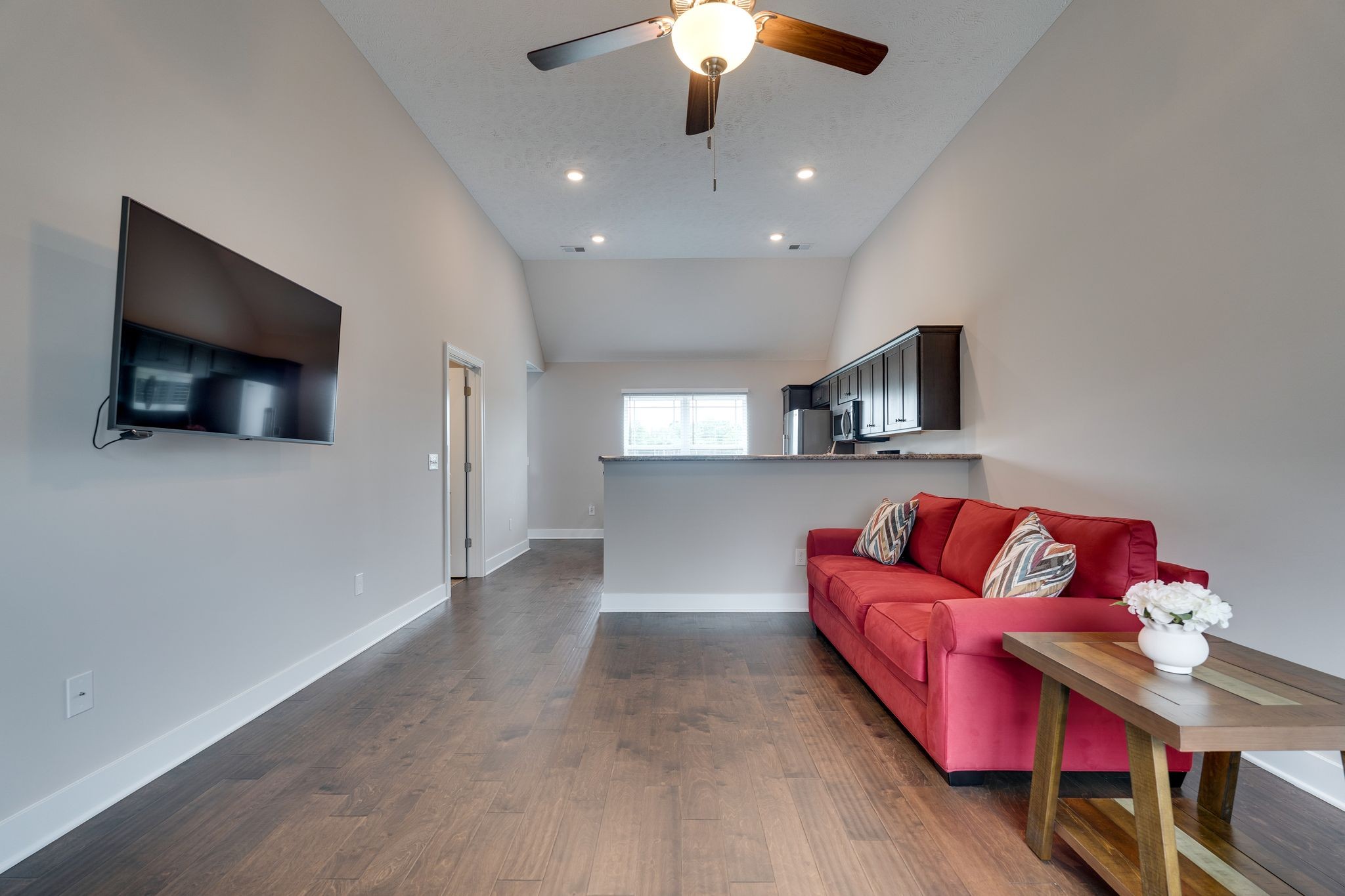 2326 Red Barn Road Christiana, TN 37037 - Photo 7 of 33 Gallery Image 7