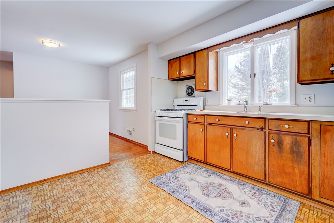 319 Mill Road Greece, NY 14626 - Photo 14 of 41