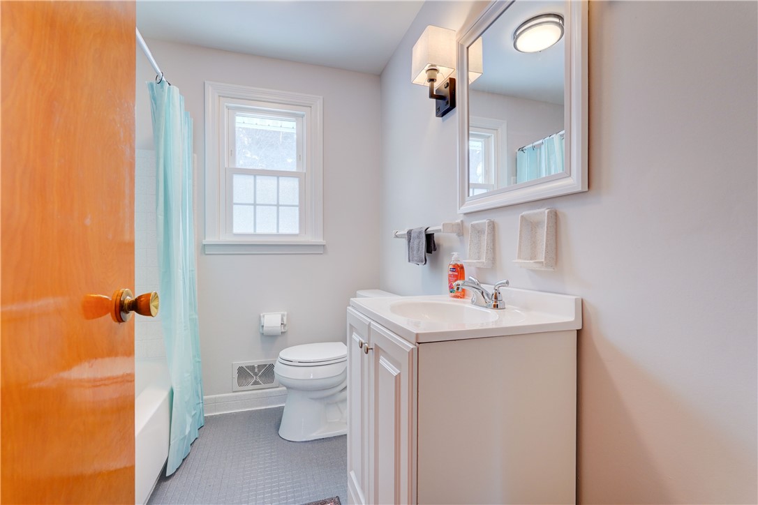 319 Mill Road Greece, NY 14626 - Photo 16 of 41