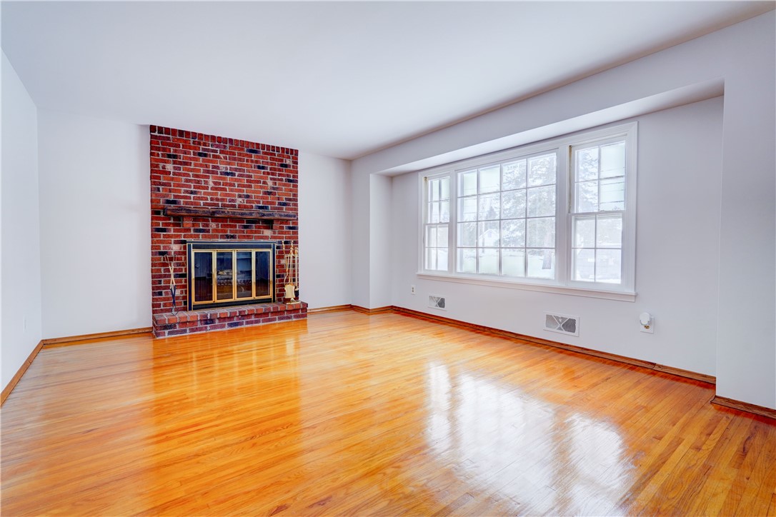 319 Mill Road Greece, NY 14626 - Photo 5 of 41