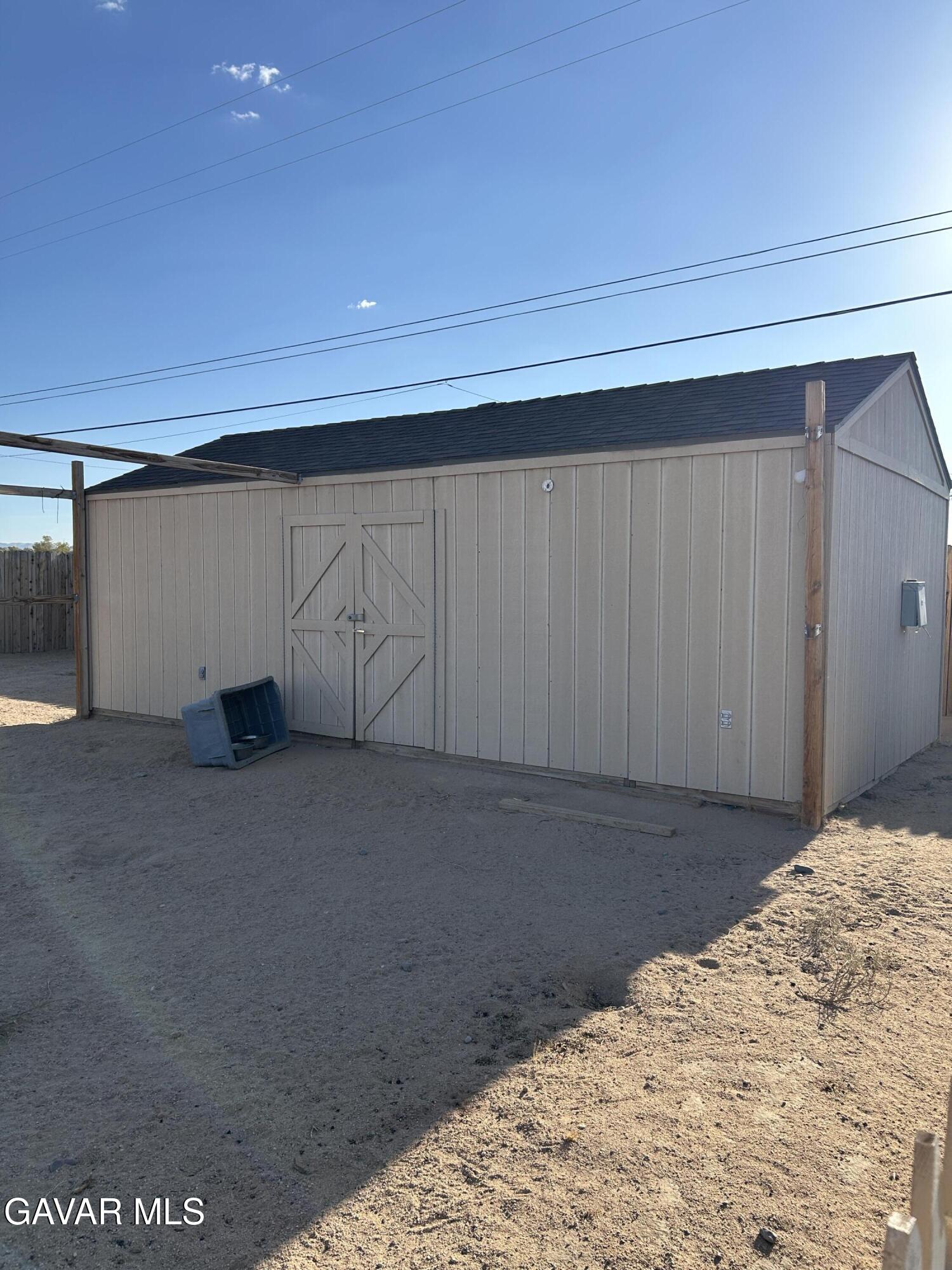 1033 Porter Street Ridgecrest, CA 93555 - Photo 15 of 19 IMG_7502