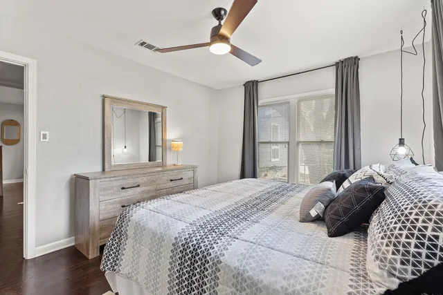 $2,875 | 3005 Menchaca Road, Austin, TX 78704