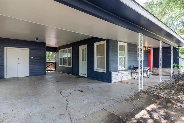 $2,875 | 3005 Menchaca Road, Austin, TX 78704