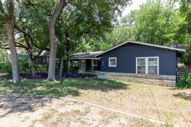 $2,875 | 3005 Menchaca Road, Austin, TX 78704