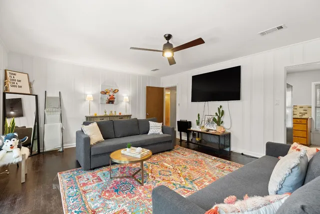 $2,875 | 3005 Menchaca Road, Austin, TX 78704