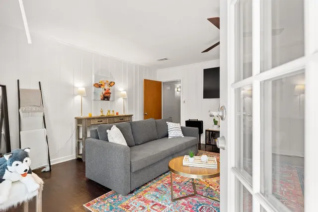 $2,875 | 3005 Menchaca Road, Austin, TX 78704