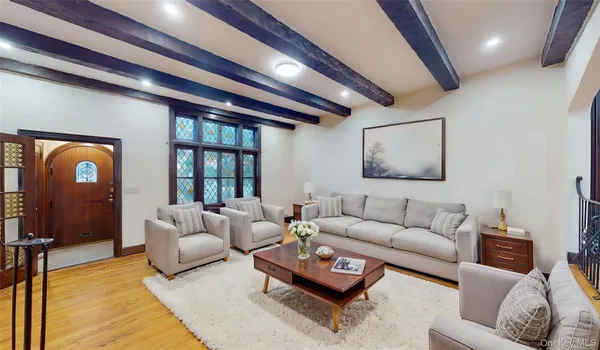 $5,800 | 90-09 68th Avenue | Forest Hills