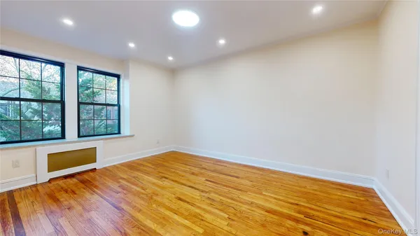 $5,800 | 90-09 68th Avenue | Forest Hills