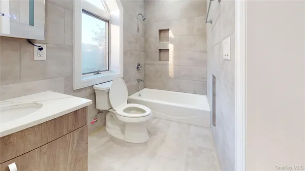 $5,800 | 90-09 68th Avenue | Forest Hills