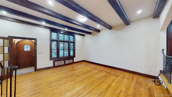 $5,800 | 90-09 68th Avenue | Forest Hills