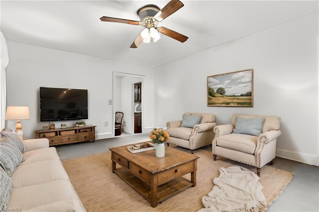 482 Bethany Road Reidsville, NC 27320 - Photo 11 of 49 living room virtually staged