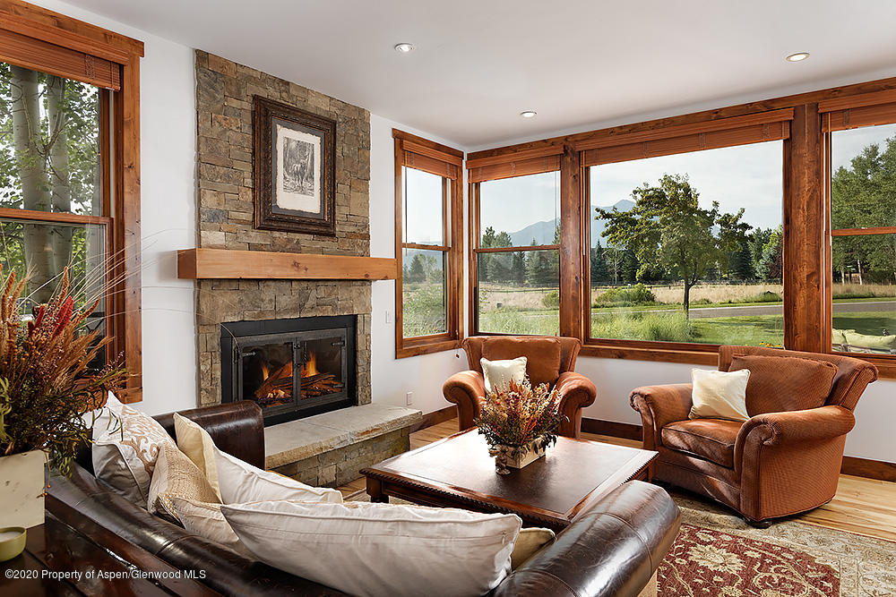 604 Perry Ridge Carbondale, CO 81623 - Photo 1 of 29 great room