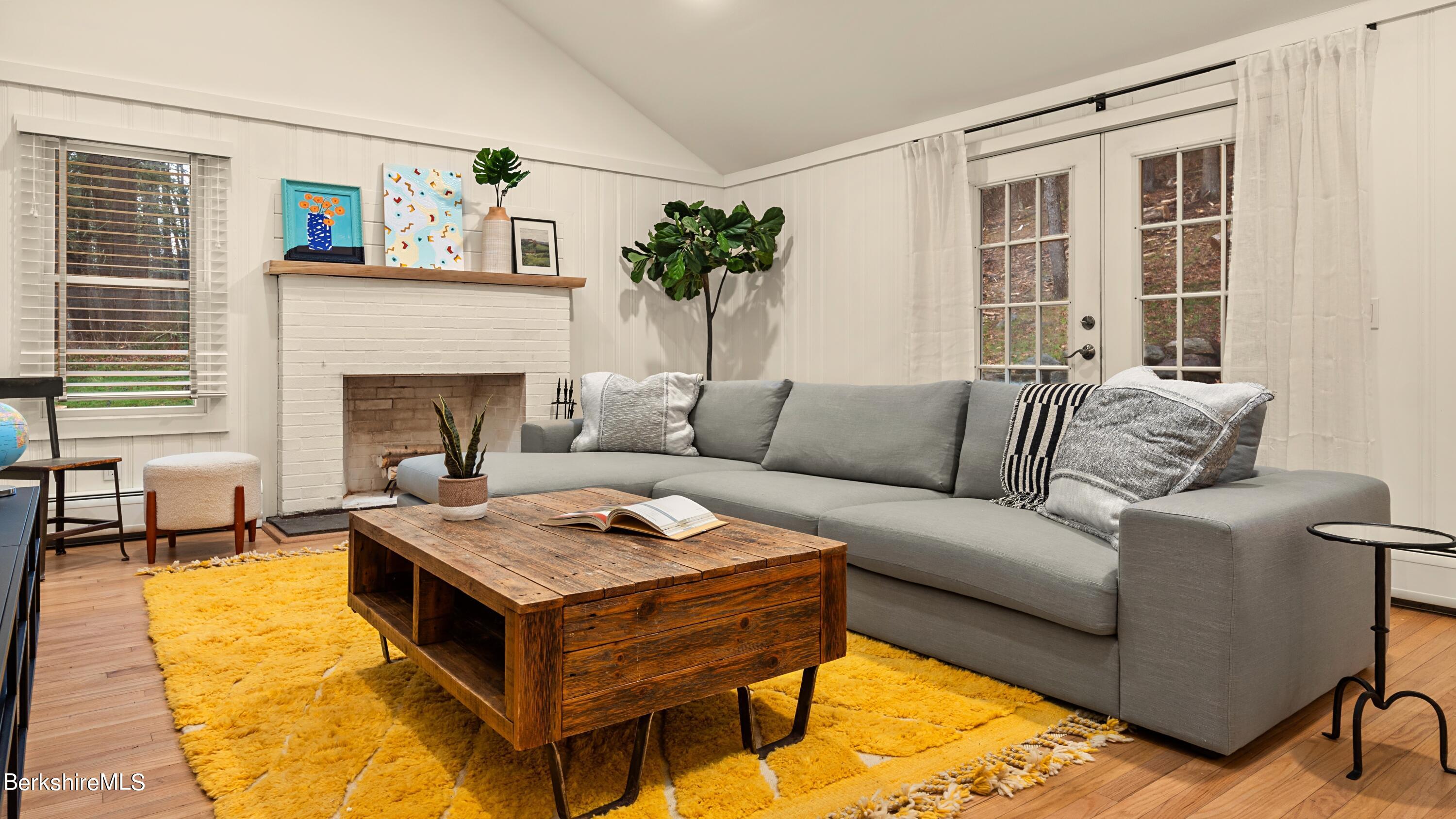 85 Pixley Road Monterey, MA 01230 - Photo 7 of 26 HRDSC04306