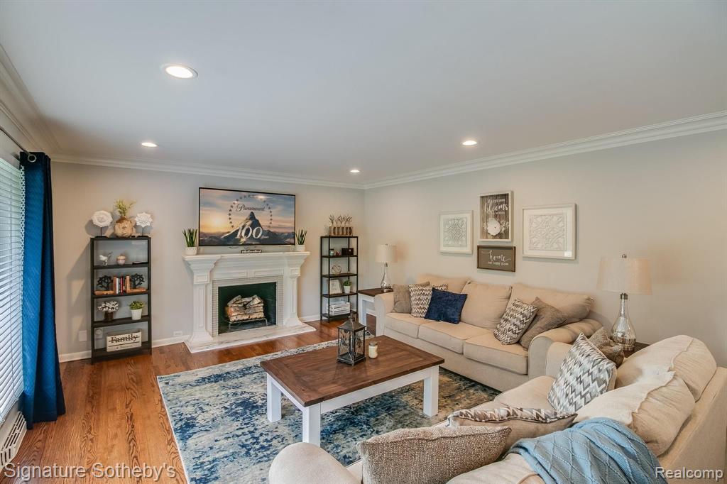 4840 Stoneleigh Road Bloomfield Hills, MI 48302 - Photo 7 of 41