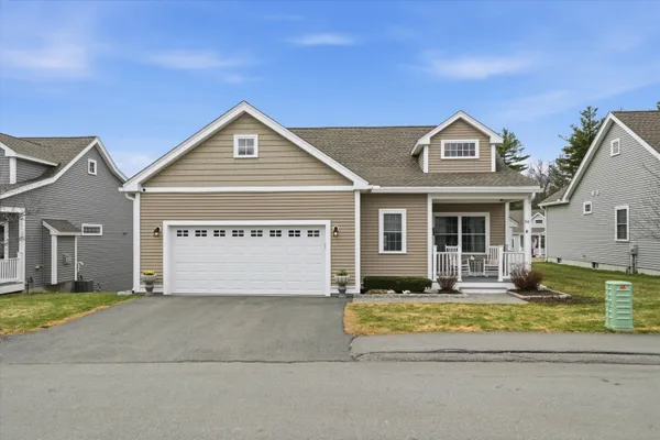 $650,000 | 54 Toby Circle, Merrimack, NH 03054