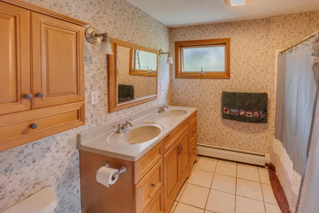 $459,000 | 6 Goodbout Road, Lincoln, NH 03251