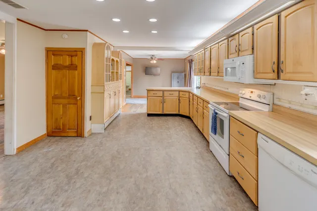 $459,000 | 6 Goodbout Road, Lincoln, NH 03251