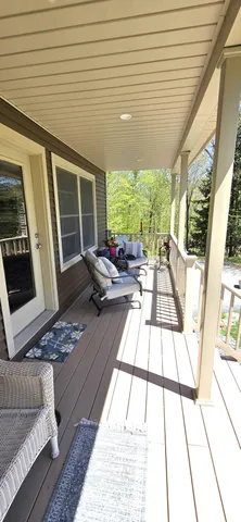 $620,000 | 26 Island View Drive, Greene, ME 04236
