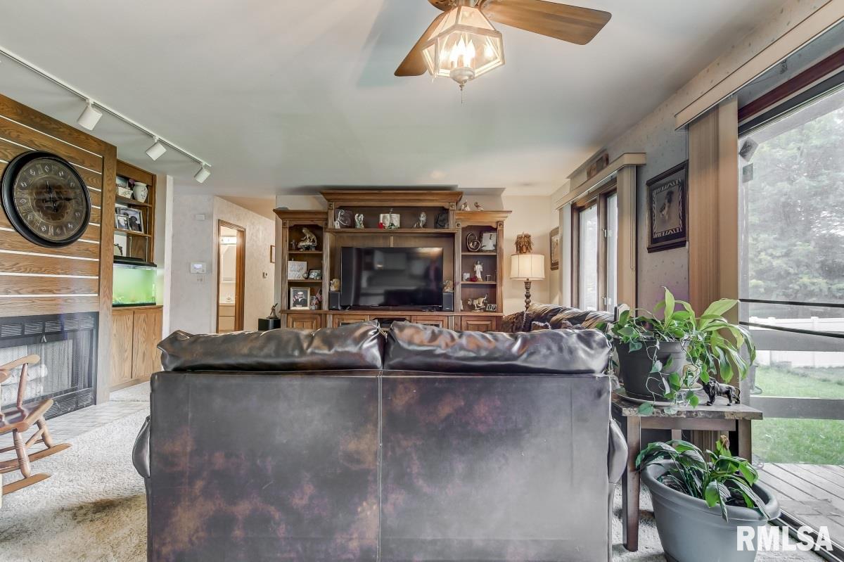 216 Astoria Road Springfield, IL 62704 - Photo 22 of 40