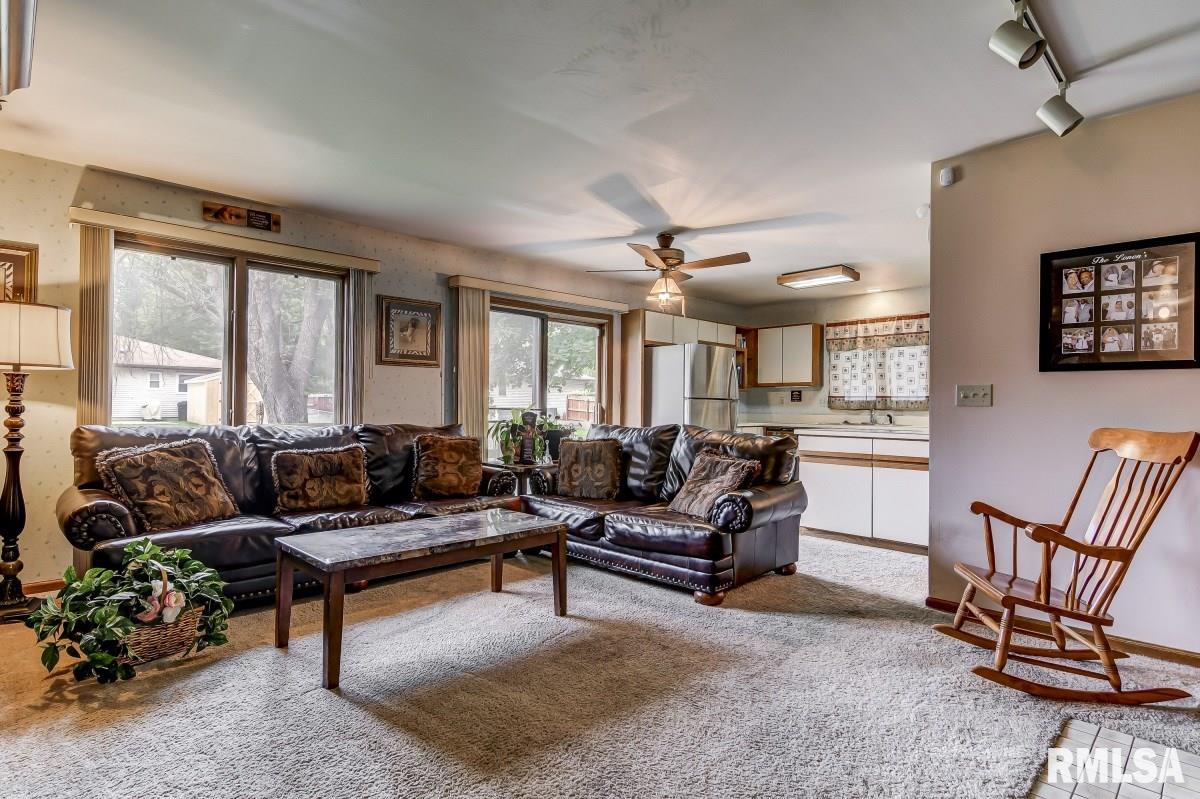 216 Astoria Road Springfield, IL 62704 - Photo 28 of 40