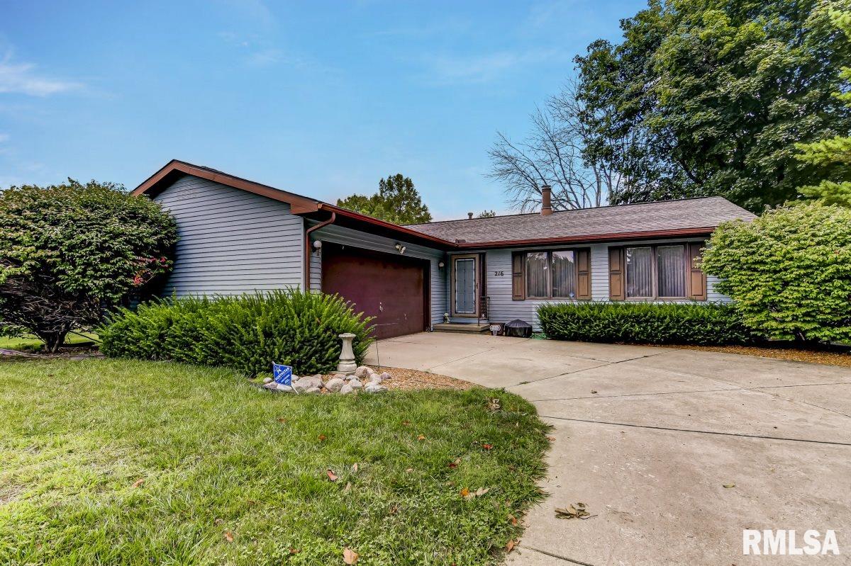 216 Astoria Road Springfield, IL 62704 - Photo 3 of 40