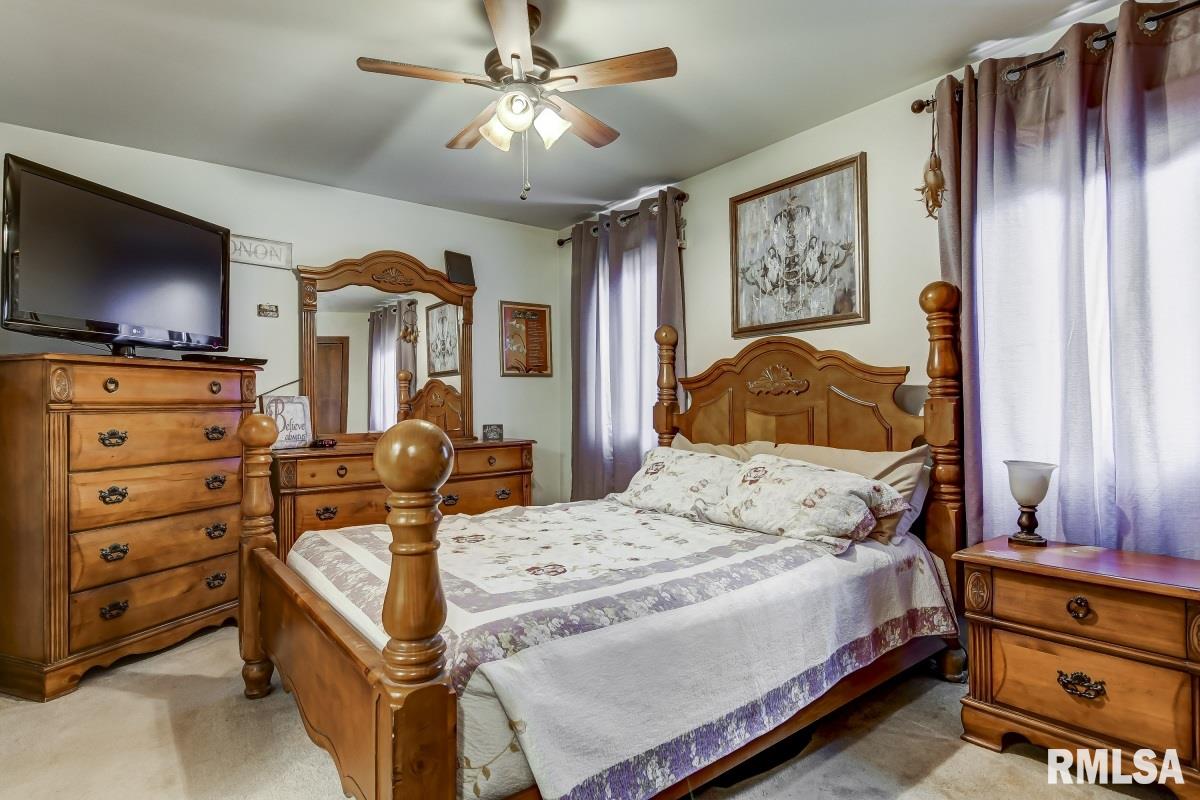 216 Astoria Road Springfield, IL 62704 - Photo 5 of 40