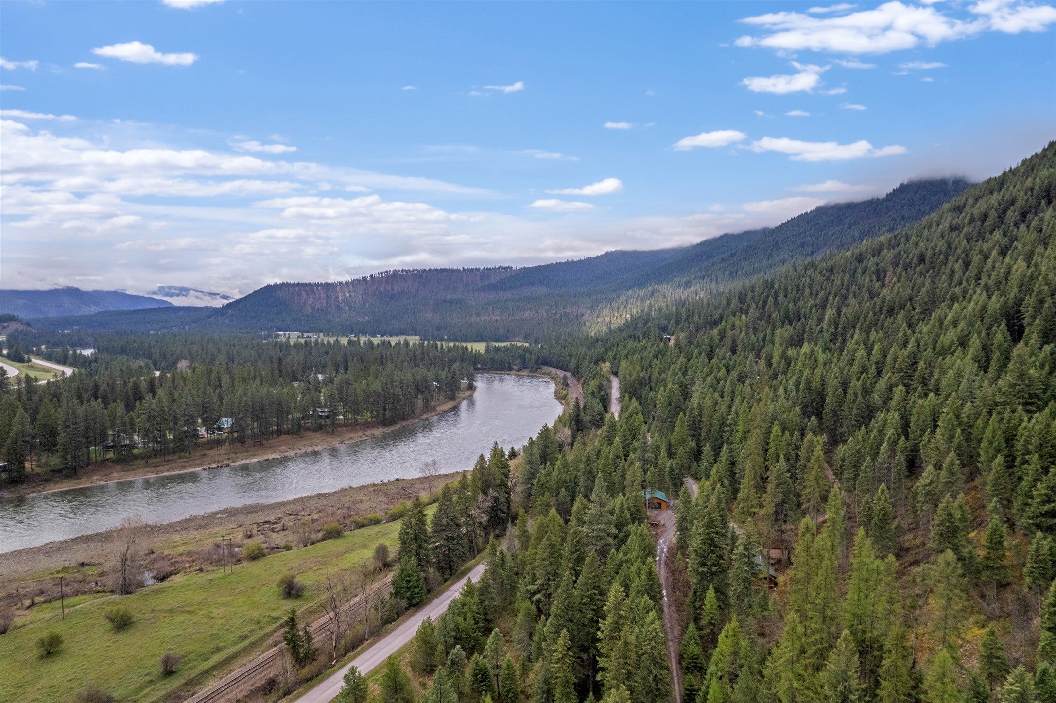 132 Spirit Walk Road Superior, MT 59872 - Photo 4 of 31 Gallery Image 4