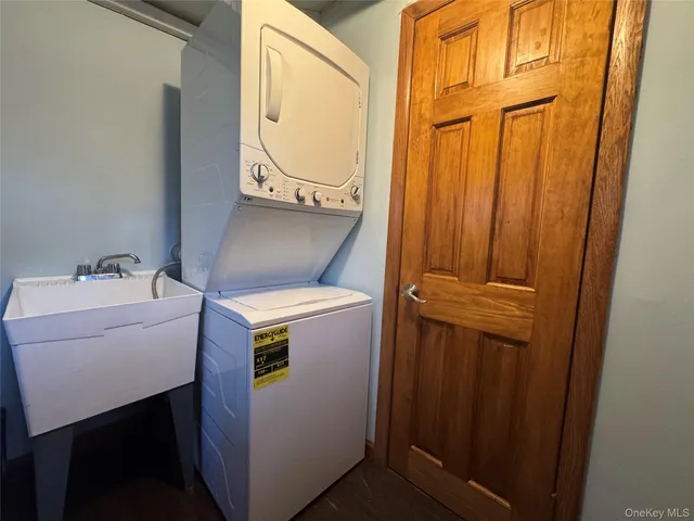 $165,000 | 17 Schooner Lane, Baiting Hollow, NY 11933