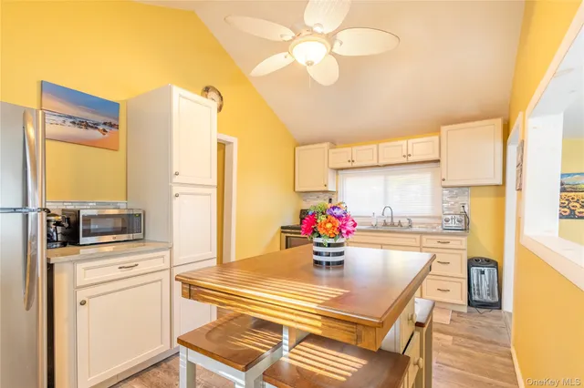 $165,000 | 17 Schooner Lane, Baiting Hollow, NY 11933