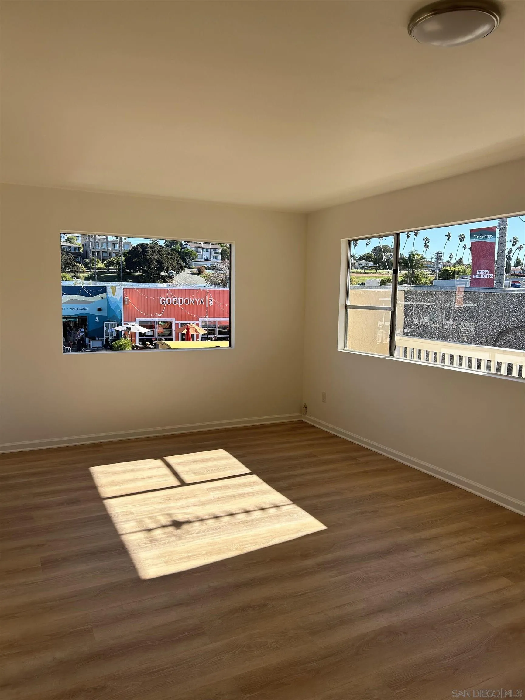 1038 South Coast Highway 101, Unit D Encinitas, CA 92024 - Photo 6 of 9