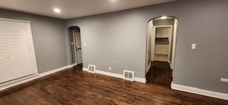 371 South Edison Avenue Elgin, IL 60123 - Photo 12 of 32