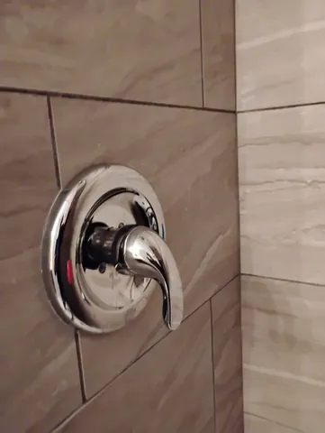 $329,900 | 371 South Edison Avenue, Elgin, IL 60123