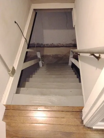 $316,000 | 371 South Edison Avenue, Elgin, IL 60123