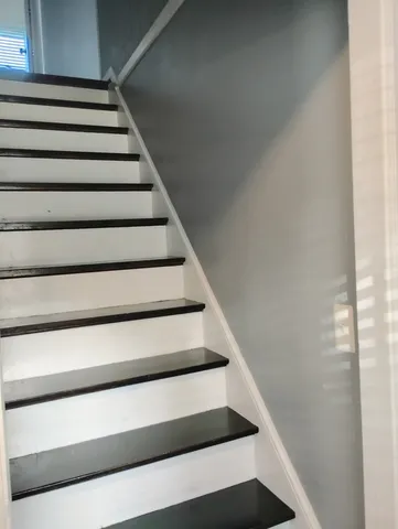 $329,900 | 371 South Edison Avenue, Elgin, IL 60123