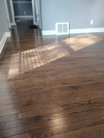 $316,000 | 371 South Edison Avenue, Elgin, IL 60123