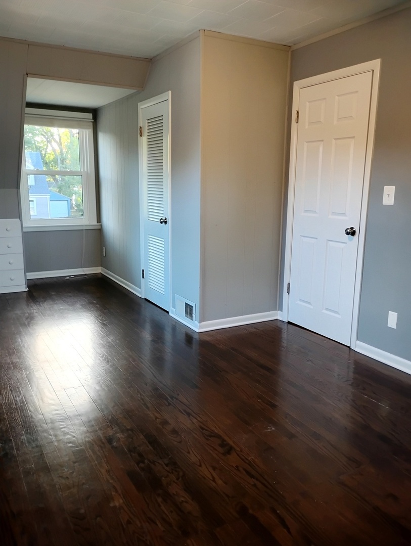 371 South Edison Avenue Elgin, IL 60123 - Photo 29 of 32