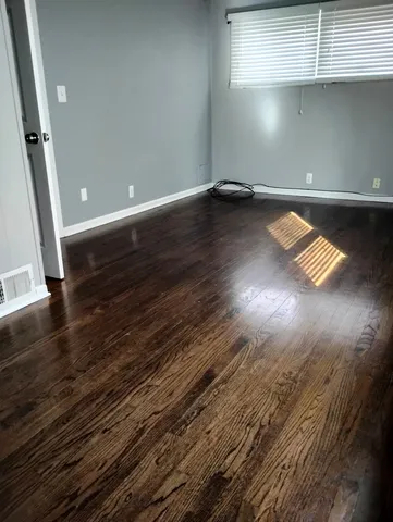 $299,900 | 371 South Edison Avenue, Elgin, IL 60123