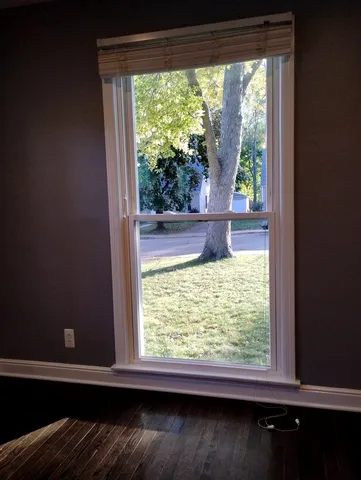 $329,900 | 371 South Edison Avenue, Elgin, IL 60123