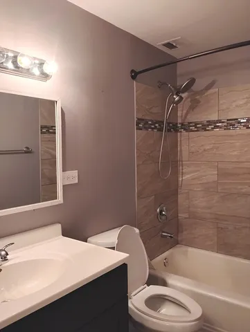 $299,900 | 371 South Edison Avenue, Elgin, IL 60123