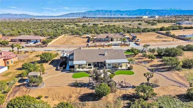 $879,000 | 8140 Heartland Circle, Oak Hills, CA 92344