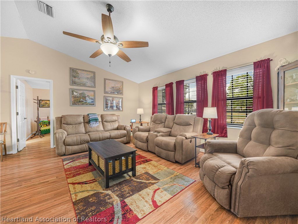 4411 Pitching Wedge Way Sebring, FL 33872 - Photo 6 of 30