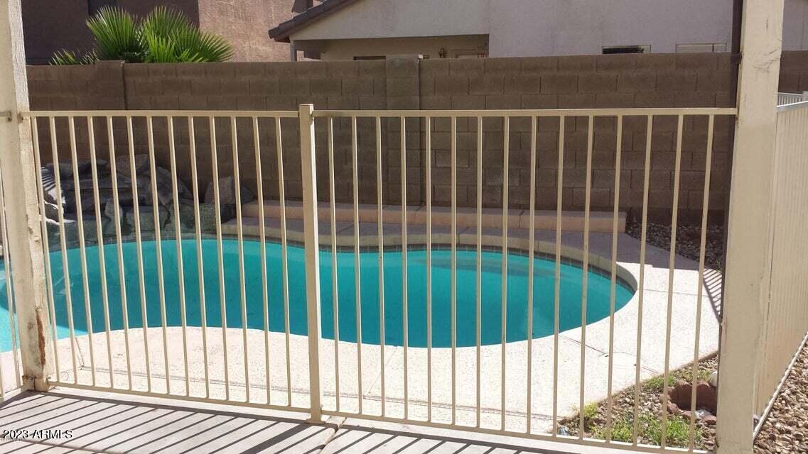 12741 Desert Flower Road Avondale, AZ 85392 - Photo 13 of 14 20180905045353516502000000-o
