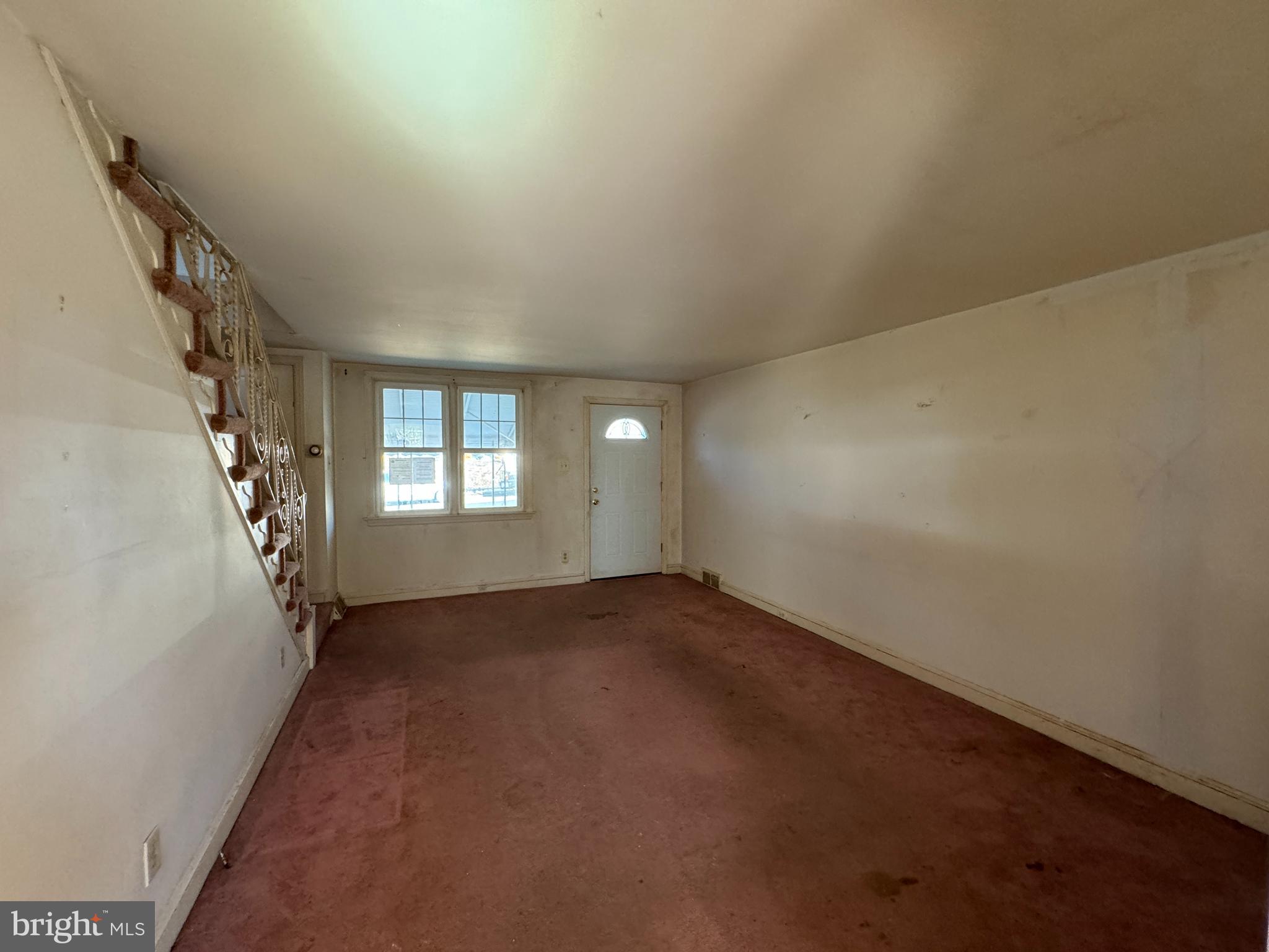 5240 Fairhaven Road Clifton Heights, PA 19018 - Photo 5 of 17 living room